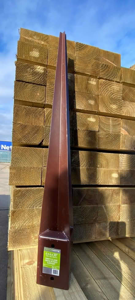 Photo of Fence post spike (Worcester WR2) #1