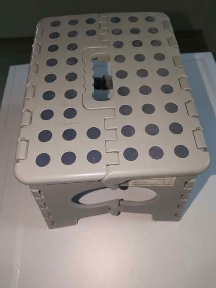 Photo of free Folding step for child (Cam GL11) #1
