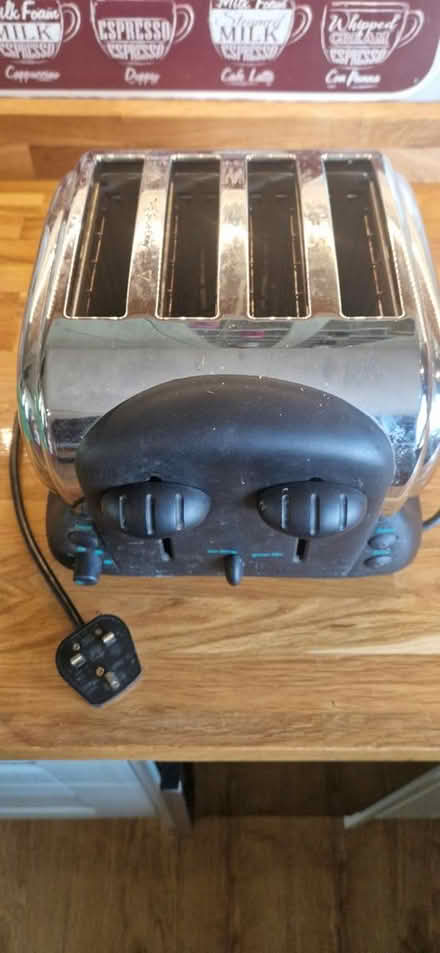Photo of free Toaster (Kirkcambeck CA8) #1