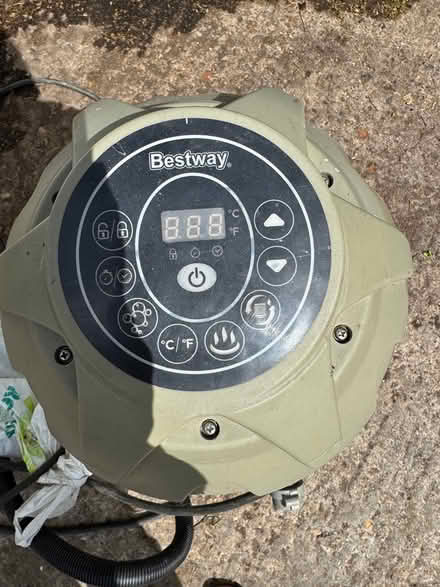 Photo of free Bestway pump (KT6) #2