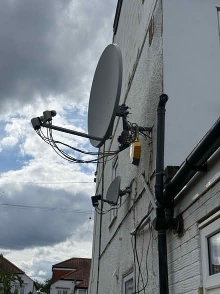 Photo of free Parabolic antennae fully working (New Malden KT3) #1