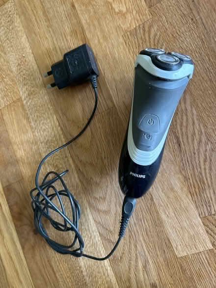 Photo of free Philips shaver (Hayling Island PO11) #1