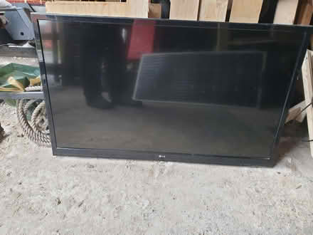 Photo of free 42" LG SMart(ish) TV (Trowbridge BA14) #2