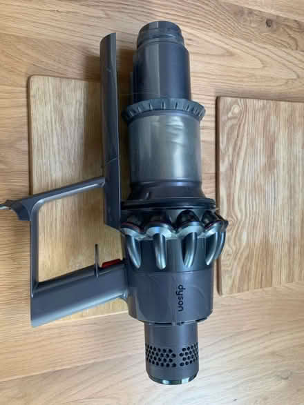 Photo of free Dyson V8 (Leeds. LS7) #1