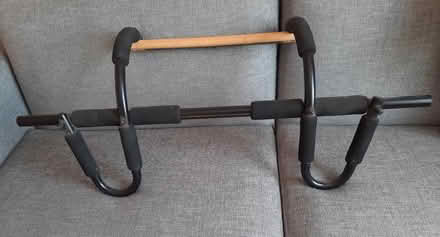Photo of free Chin-up bar (Greenwich, SE10) #2