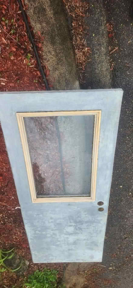 Photo of free Exterior door (Derry/WinstonChurch/Meadowvale) #4