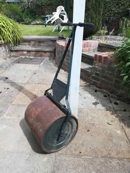 Photo of free Garden roller (Cholsey/Wallingford OX10) #1