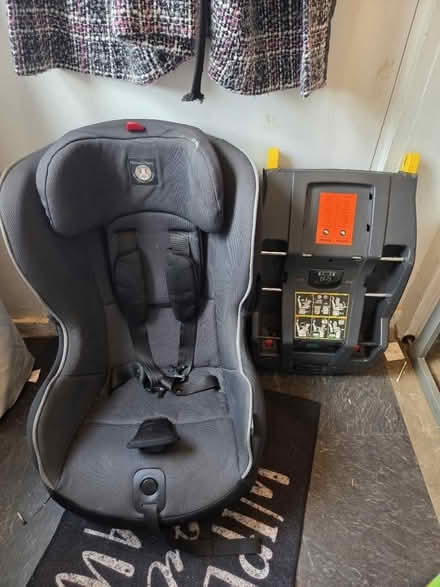 Photo of free Isofix carseat (Welwyn Garden City AL8) #1