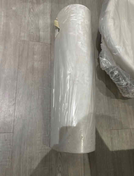 Photo of free Basin and pedestal (L12) #3