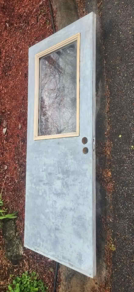 Photo of free Exterior door (Derry/WinstonChurch/Meadowvale) #3