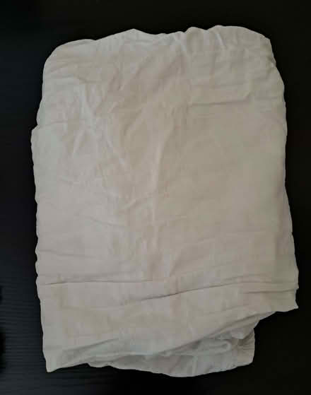 Photo of free A 100% cotton fitted mattress cover - single (Lower Earley RG6) #1