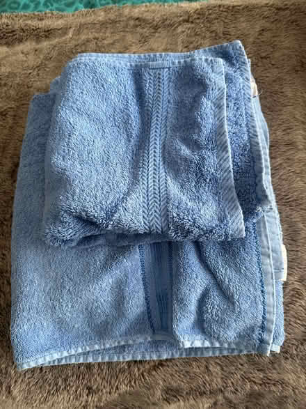 Photo of free Bath & hand towel (Hove BN3) #1