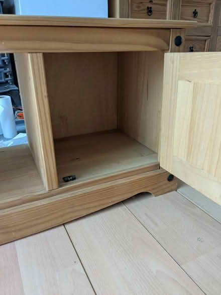 Photo of free Cabinet / TV stand (BA1) #3
