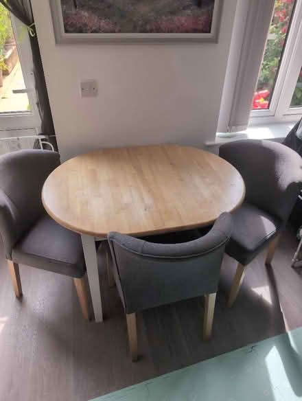 Photo of free Extendable dining table and chairs (Goffs Oak EN7) #1