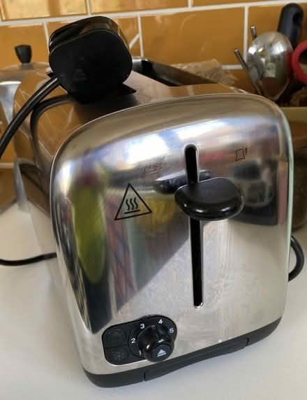 Photo of free 2 Slice Toaster (Ramsgate CT11) #2
