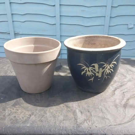 Photo of free Two ceramic garden pots (Ealing Pitshanger W5) #1