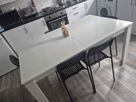 Photo of free White extendable table (Woodchurch CH49) #4