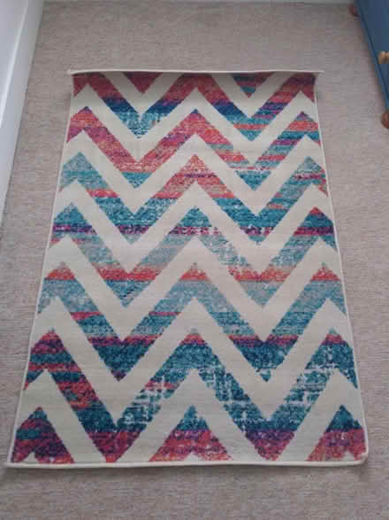 Photo of free Rug (N17, Tottenham) #1