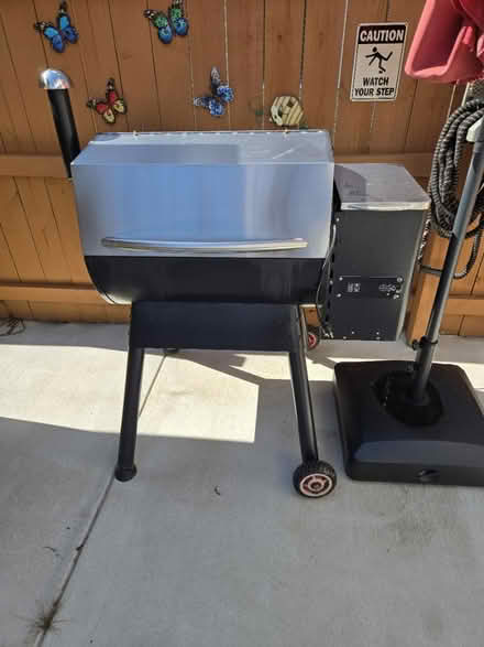 Photo of free Electric Pellet Grill (Stockbridge-Mt Zion Rd) #2