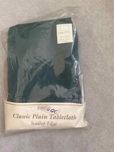 Photo of free Green tablecloth (Hove BN3) #1
