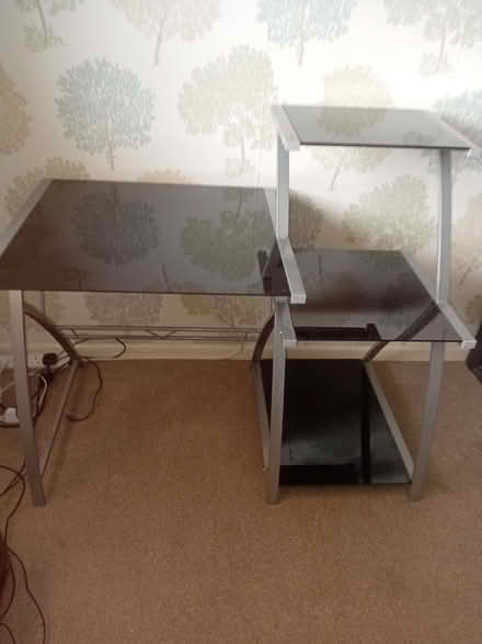 Photo of free Desk (Frimley Green GU16) #1