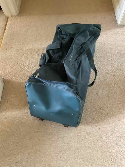 Photo of free Holdall (North Walsham NR28) #1