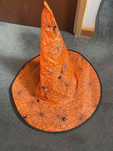 Photo of free Witch & elf dress up items (Cogges OX28) #1
