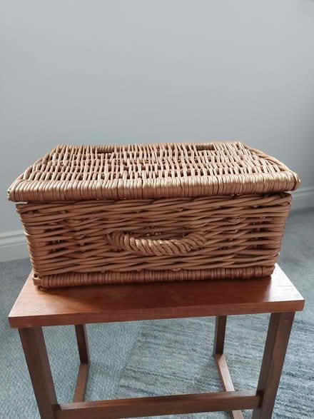 Photo of free Small Wicker Basket with Lid (Humphrey's End GL6) #1