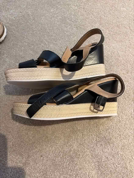 Photo of free Women’s Wedge Heeled Sandals Size 6.5 (Goodnestone ME13) #3