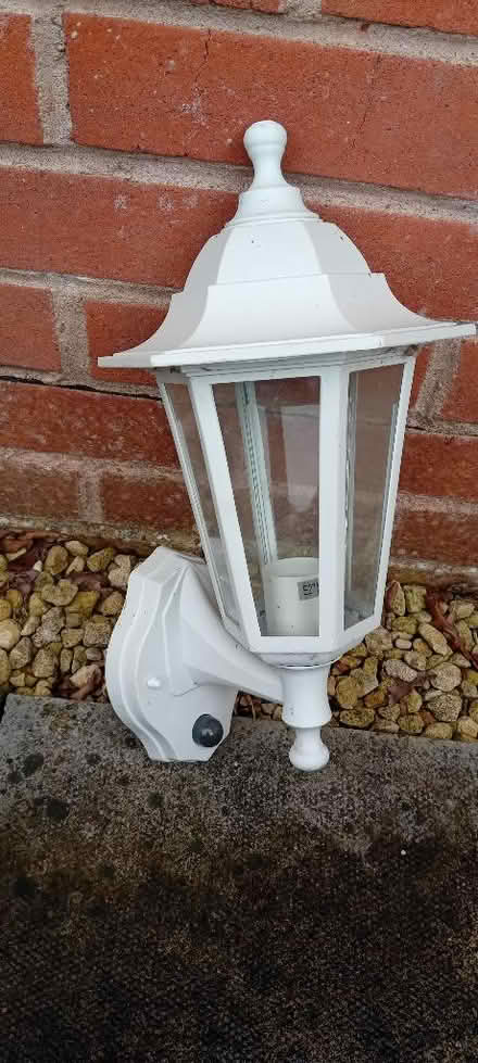 Photo of free Outdoor Wall Light (Benhall GL51) #1