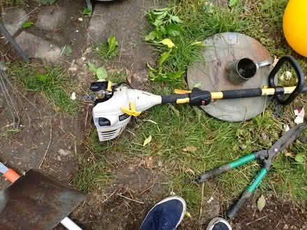 Photo of free Hedge cutter (Cheddington LU7) #2