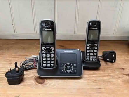 Photo of free Cordless phone (Emlyn Gardens W4) #1