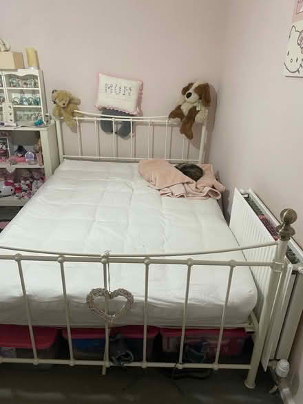 Photo of free Double bed (Whins of Milton FK7) #1