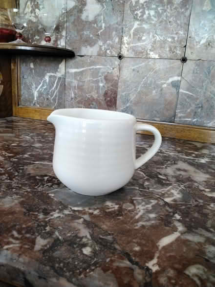 Photo of free Small milk jug (Allerton L18) #1