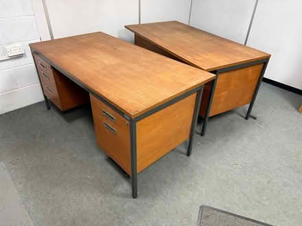 Photo of free Desk (Ringwood BH24) #1