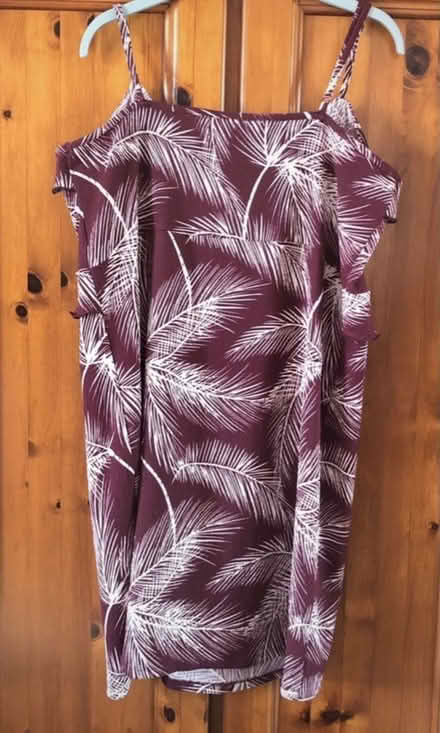 Photo of free Maroon & white strappy sun dress, size UK 18. (Great Harwood BB6) #3