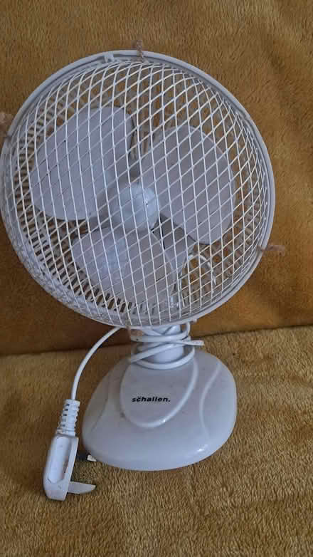 Photo of free Small desk fan (Southall Green) #1