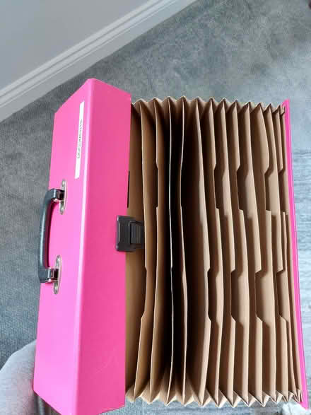 Photo of free Pink document case (Humphrey's End GL6) #2