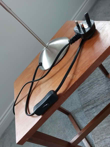 Photo of free Small lamp stand (Humphrey's End GL6) #2