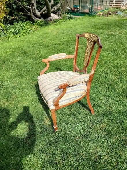 Photo of free Antique chair in need of repair (West Bridgford NG2) #2