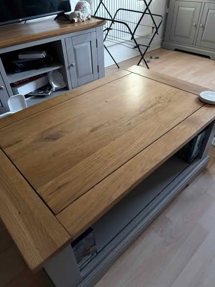 Photo of free Coffee table (DE65) #1