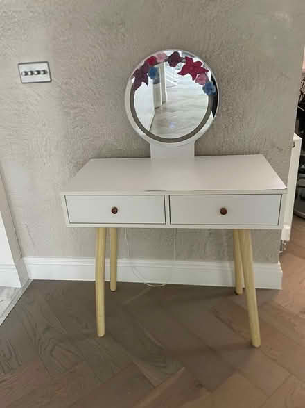 Photo of free Mini vanity unit (Esher KT10) #1