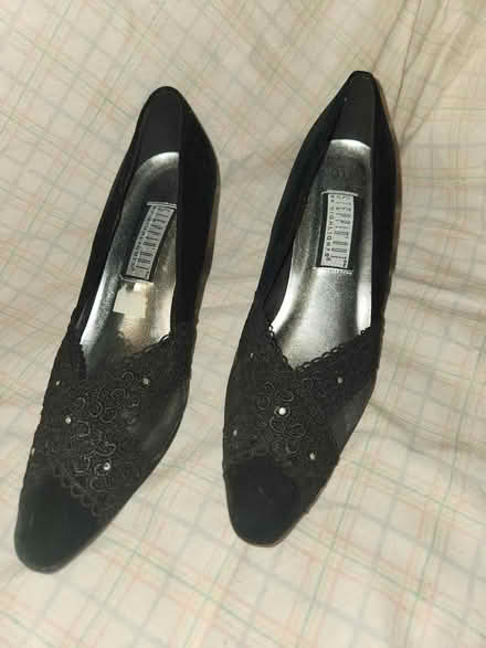 Photo of free Dress shoes female size 11 (Spanish Lake 63138) #1