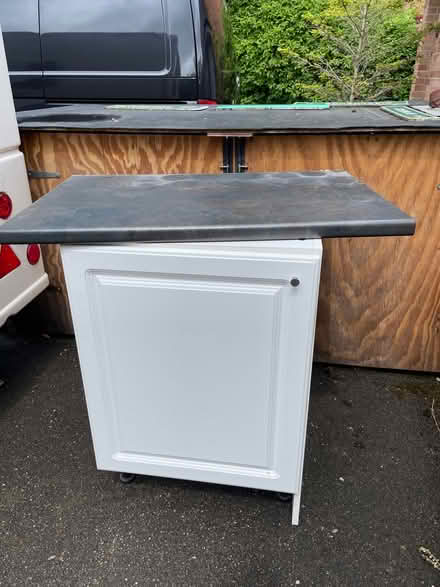 Photo of free Kitchen unit + counter white gloss (BA6 - Redlands) #1