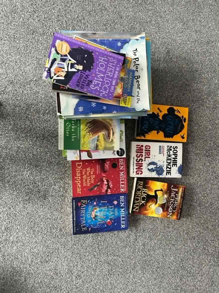 Photo of free Books for young children and teens (Sandridge AL4) #1