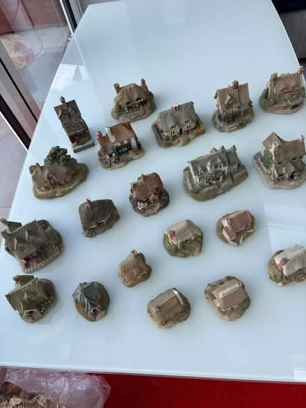 Photo of free Genuine Lilliput Lane houses (Chellaston DE73) #2