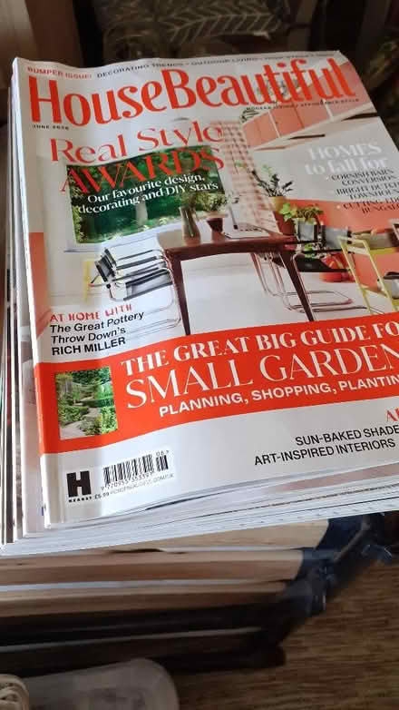 Photo of free 8 decorating magazines (Becontree RM8) #1