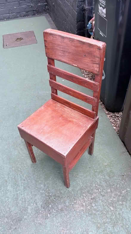 Photo of free Crappy chair (City road S2) #1