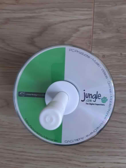 Photo of free Writable CDs, sleeves & jewel cases (Letchworth (Standalone area)) #2