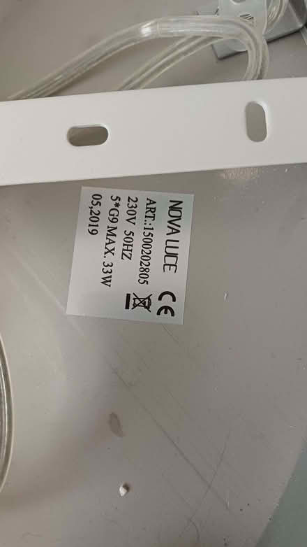 Photo of free 5-Light Cluster Pendant/Ceiling light (Bradbourne Lakes TN13) #2